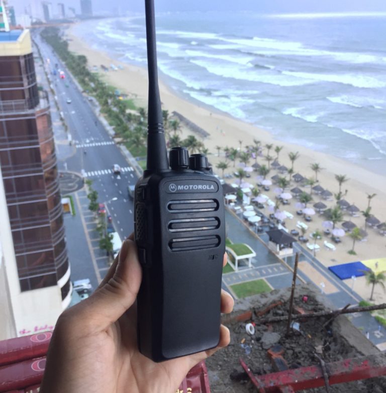 Máy bộ đàm cầm tay tầm xa motorola gp 3588 với công suất phát lớn
